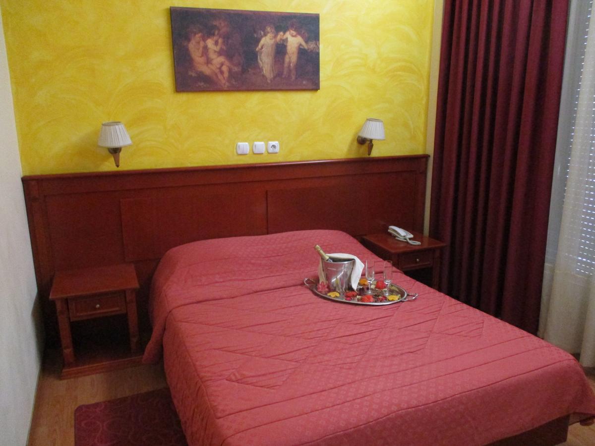 Hotel Delta Lamía Eksteriør bilde